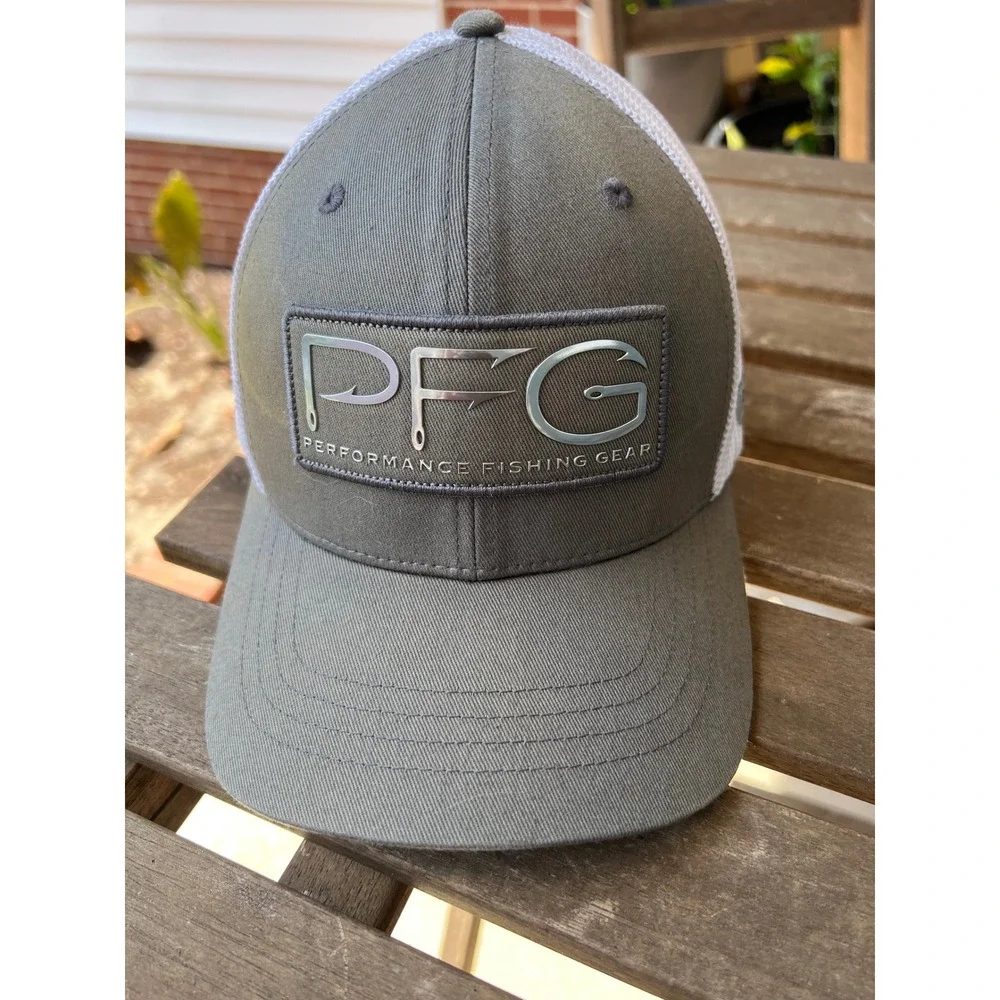 Columbia PFG Mesh Snapback Hat Kids Grey White Performance Fishing Gear Cap